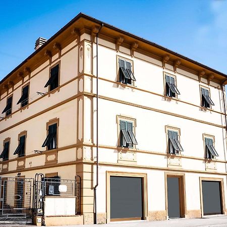Casa Vacanza Ilia Pescia Exterior foto