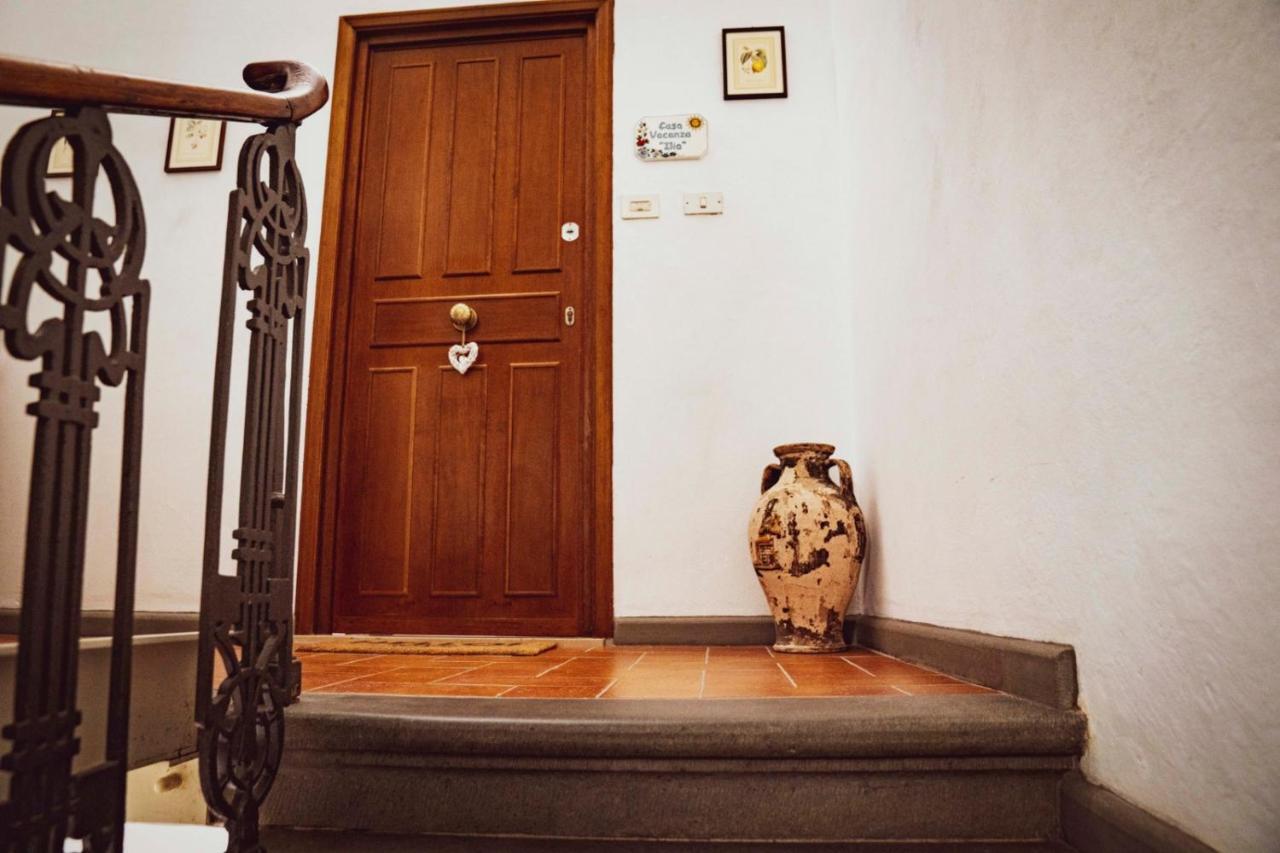 Casa Vacanza Ilia Pescia Exterior foto
